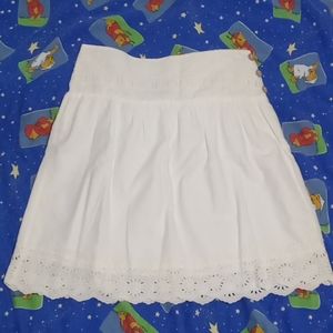 Roxy size 3 Off-White Color Skirt Floral Pattern w/ Wood Buttons